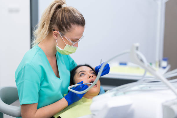Best Emergency Dental Care for Broken or Chipped Teeth in Sloan, IA